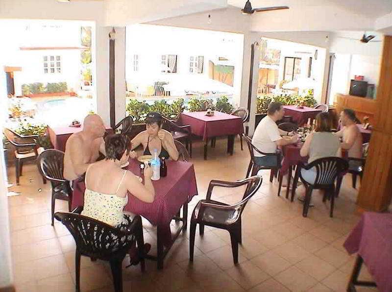 Ticlo Resorts Calangute Eksteriør billede